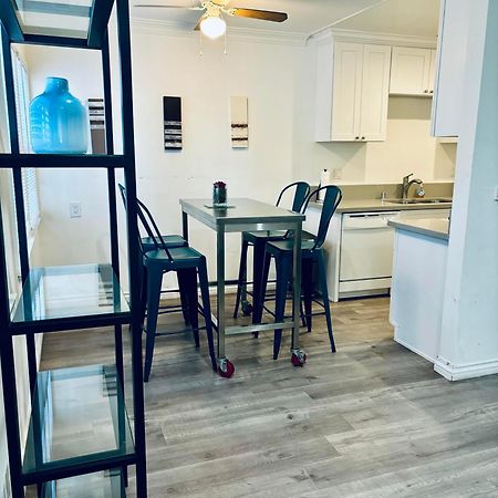 Modern, 1 Bed Condo, Downtown Century City Лос Анджелис Екстериор снимка